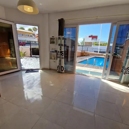 Private Pool * Callao Salvaje